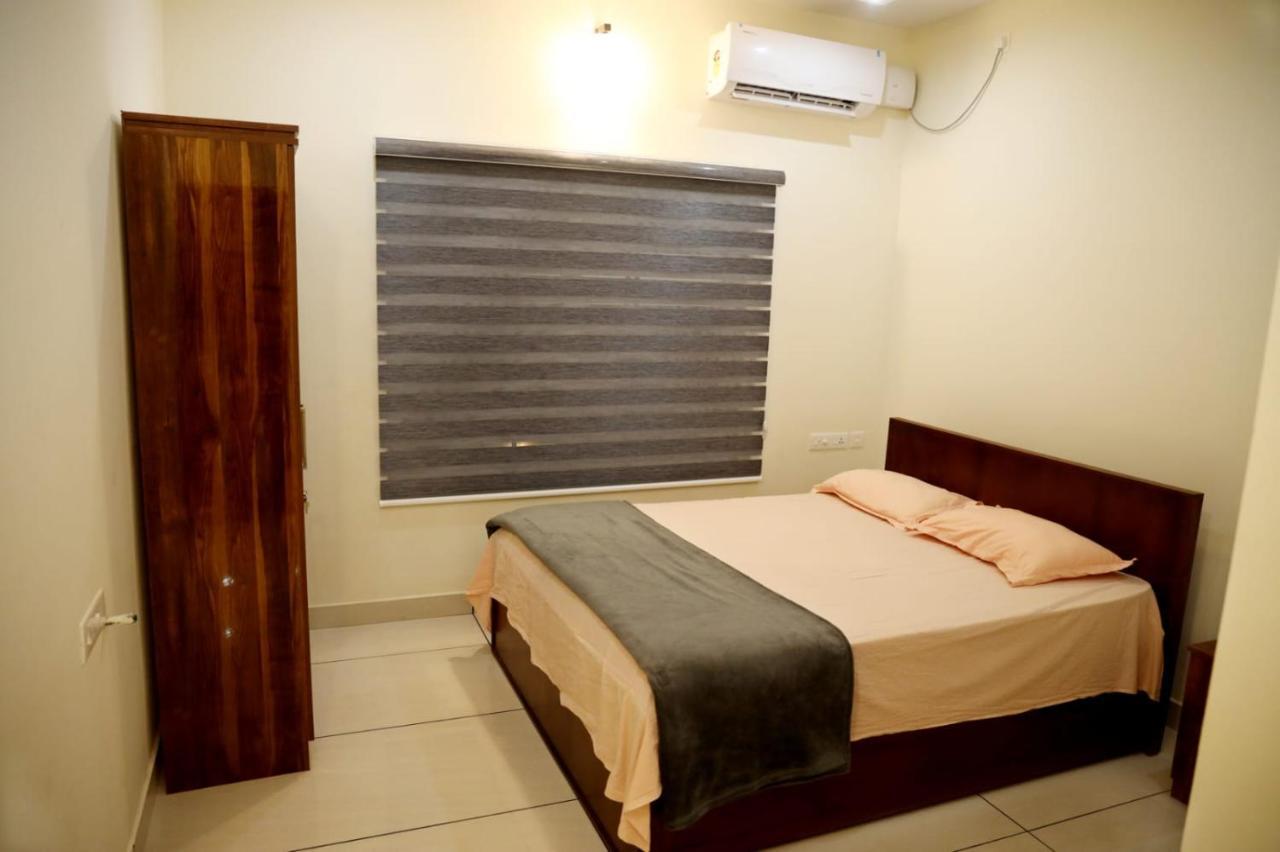 Clover Home Tiruvalla Eksteriør bilde